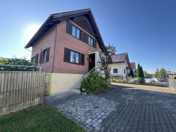 Bild - ÄLTERES EINFAMILIENHAUS IN RUHIGER LAGE!