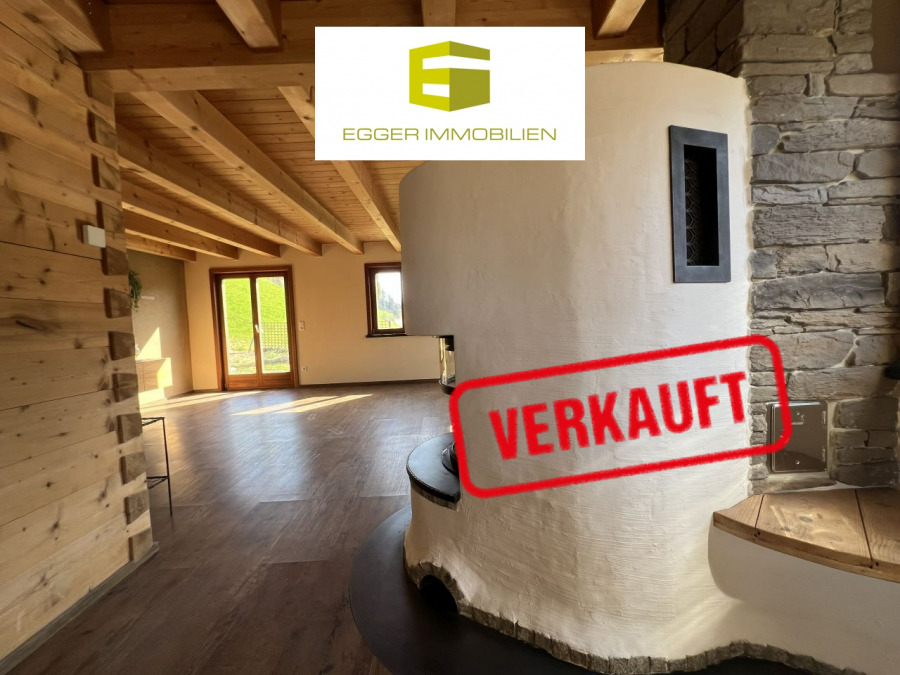 Titelbild - GEMÜTLICHES HOLZHAUS MIT FANTASTISCHEM AUSBLICK